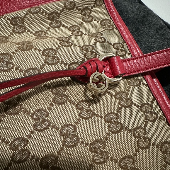GG Red/Beige Leather Canvass Bree Tote Bag - Picture 10 of 12